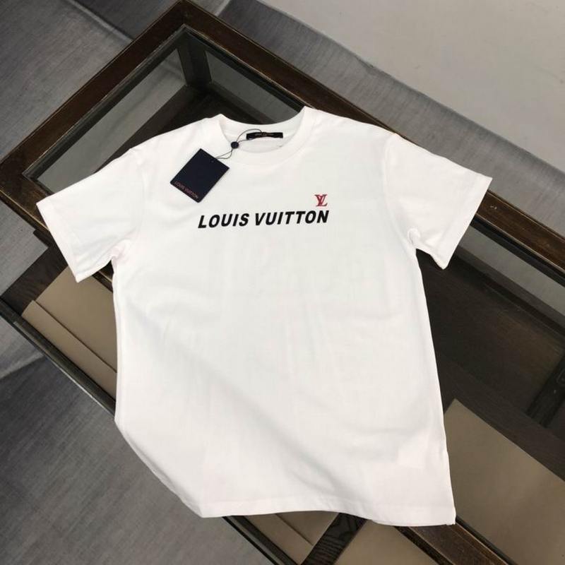 Louis Vuitton Men's T-shirts 721